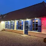Campingplatz Mobile 3 Au Bord Du D'ardres, Peche Gratuite Sans Permis