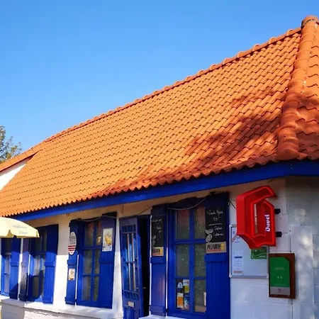 Mobile 3 Au Bord Du D'ardres, Peche Gratuite Sans Permis Camping