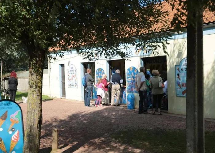 Mobile 3 Au Bord Du D'ardres, Peche Gratuite Sans Permis Kemp *
