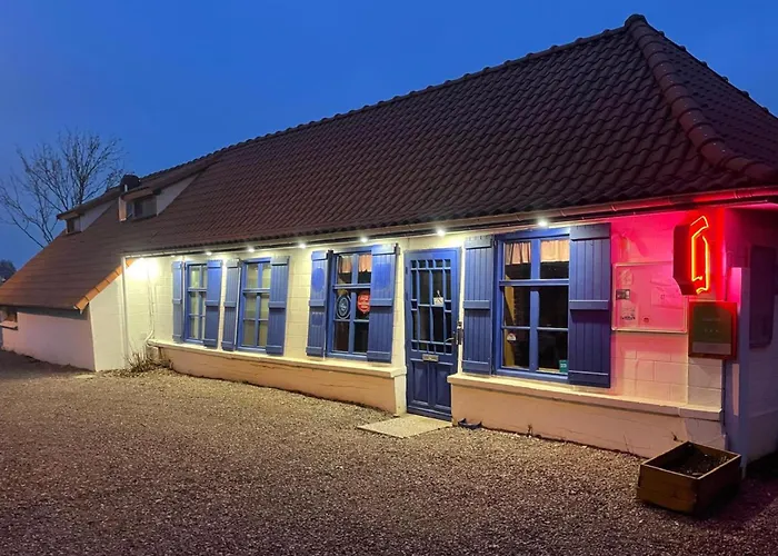 Kemp Mobile 3 Au Bord Du D'ardres, Peche Gratuite Sans Permis